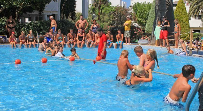 クラブ マルタズ ホテル Cala D´Or エクステリア 写真